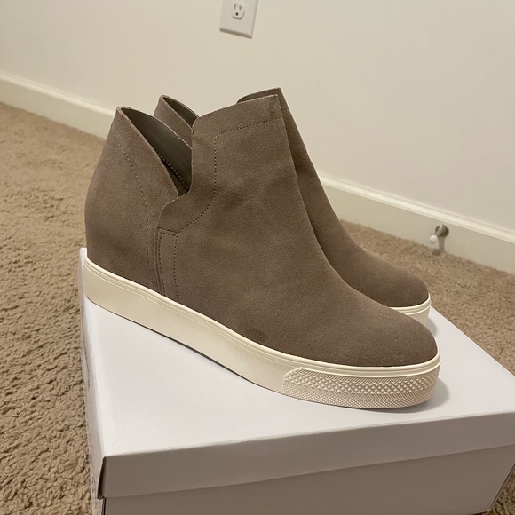 steve madden wrangle suede